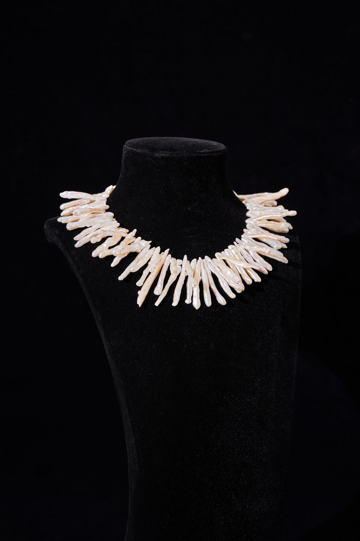 Pearl Collar Necklace