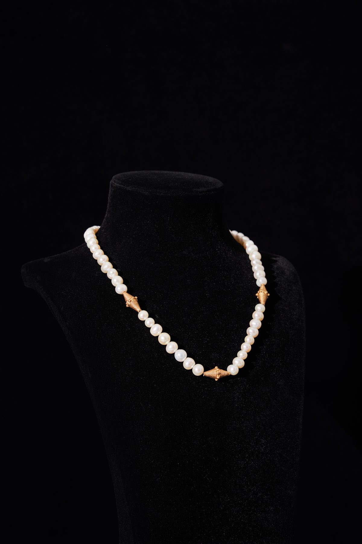 Pearl Necklace with Gold Accent Beads