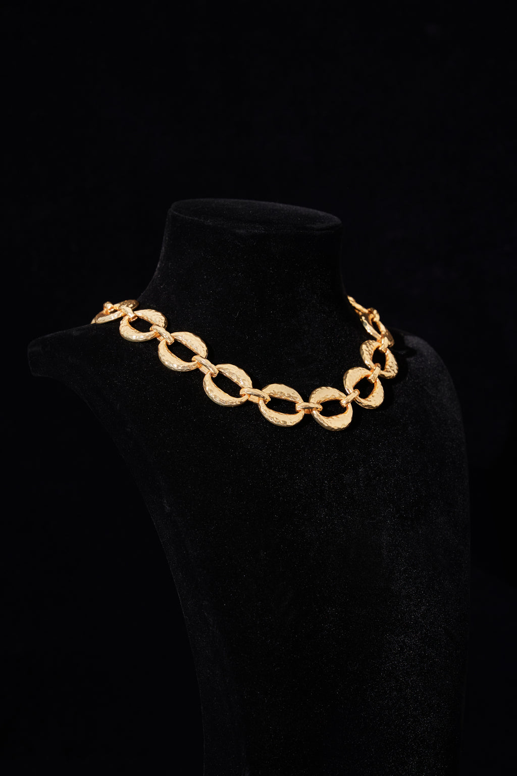 Hammered Oval-Link Chain Necklace