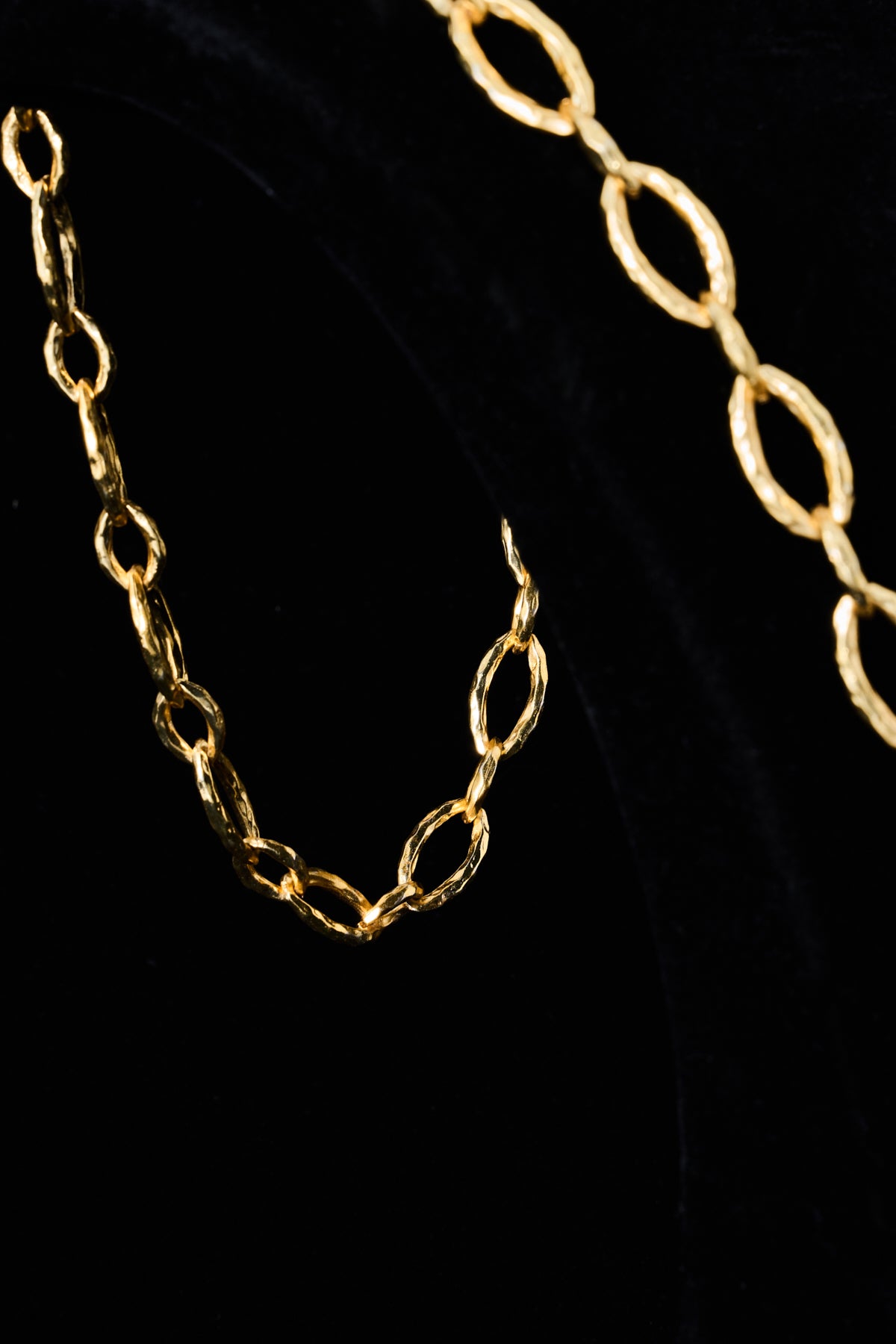 Rose-cut Diamond Elephant Necklace