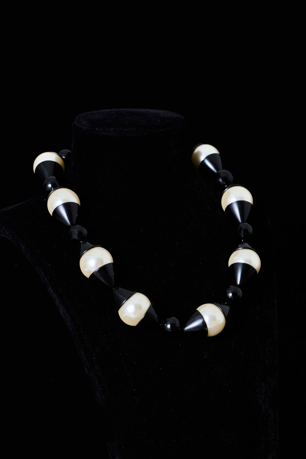 Pearl & Onyx Large Bead Necklace