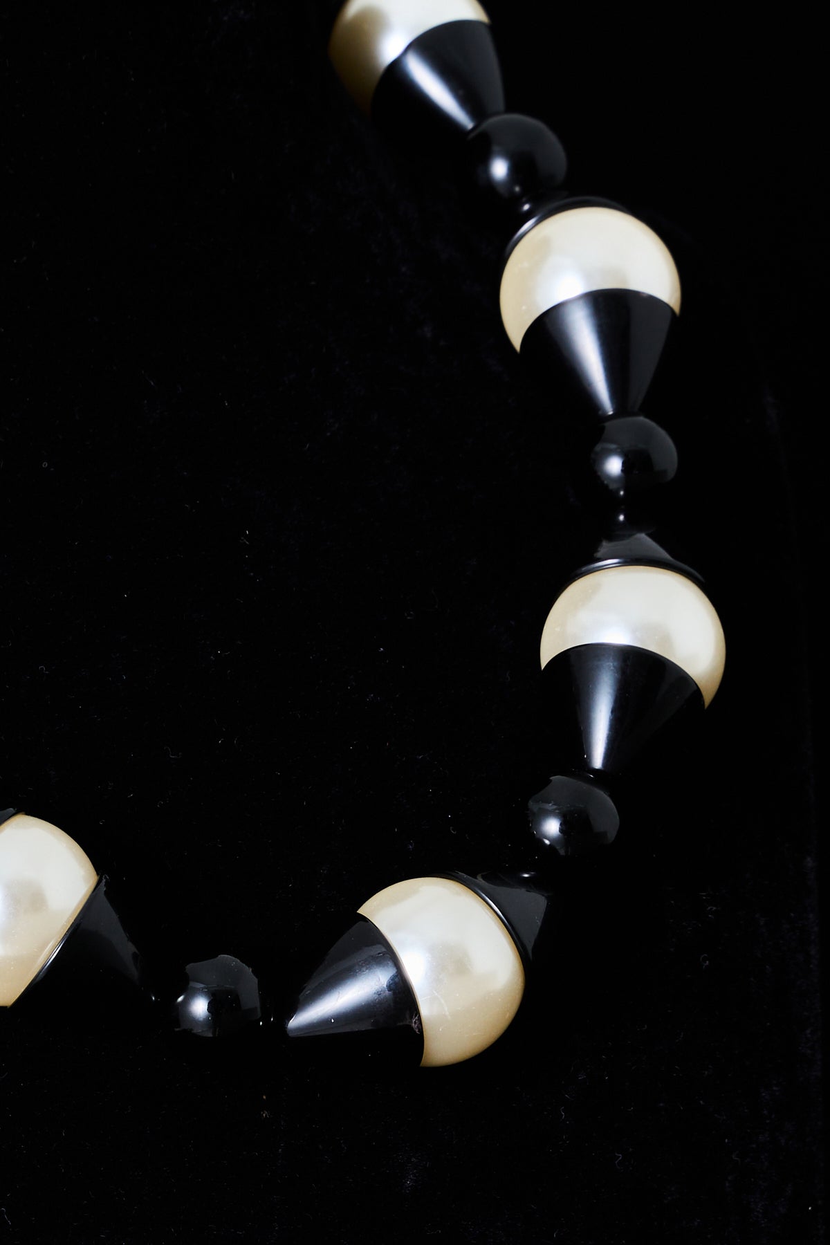 Pearl & Onyx Large Bead Necklace