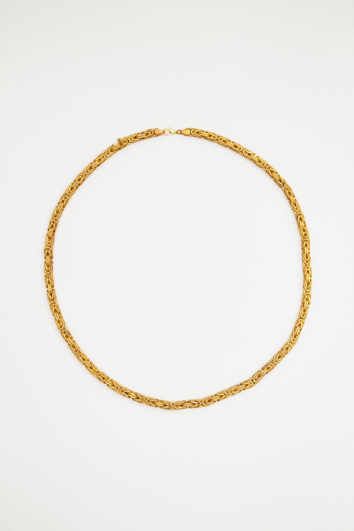 Interlocking Golden Chain Necklace