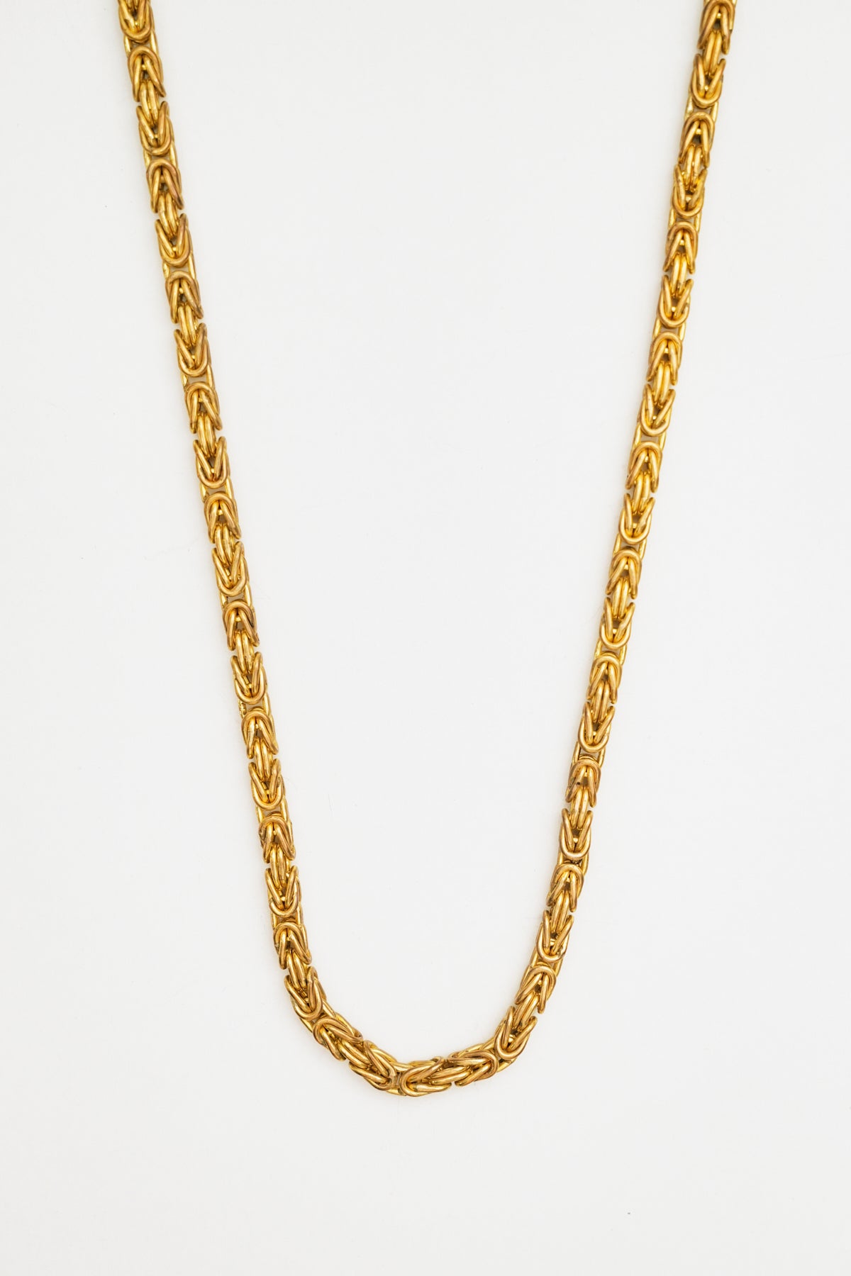 Interlocking Golden Chain Necklace