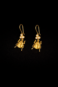 Scarab Earrings with Pearl Details