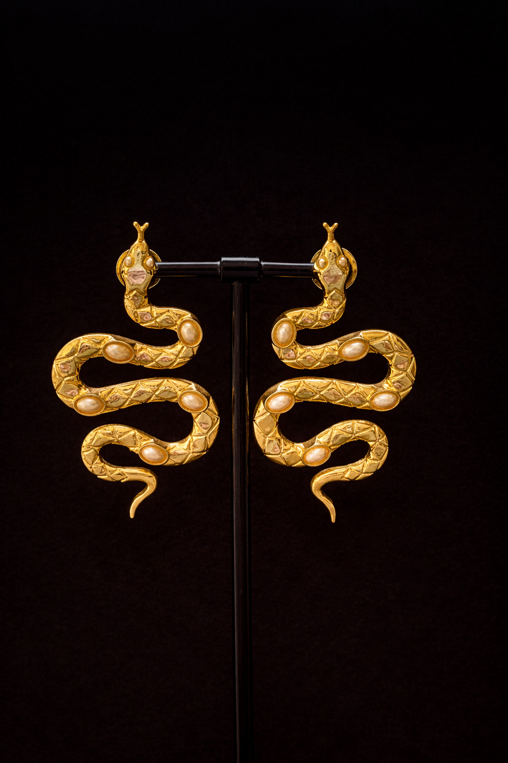 Snake Earrings with Pearl Details