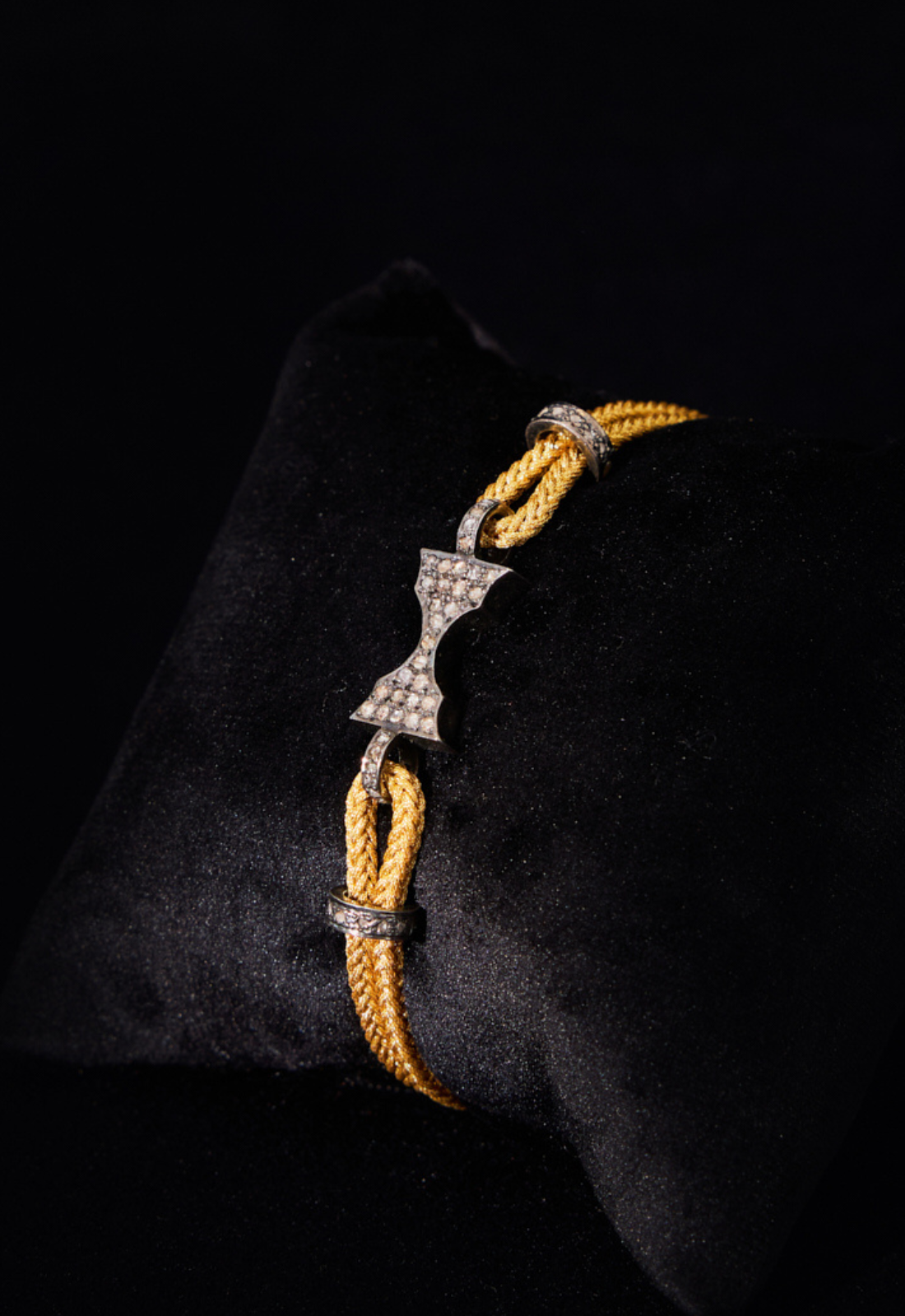 Diamond Pavé Link Gold Plated Thread Bracelet